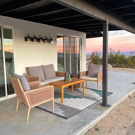 Villa 1 Minute To Joshua Tree National Park, Hot Tub, Stars, Private - The Wkndr Twentynine Palms Exterior foto